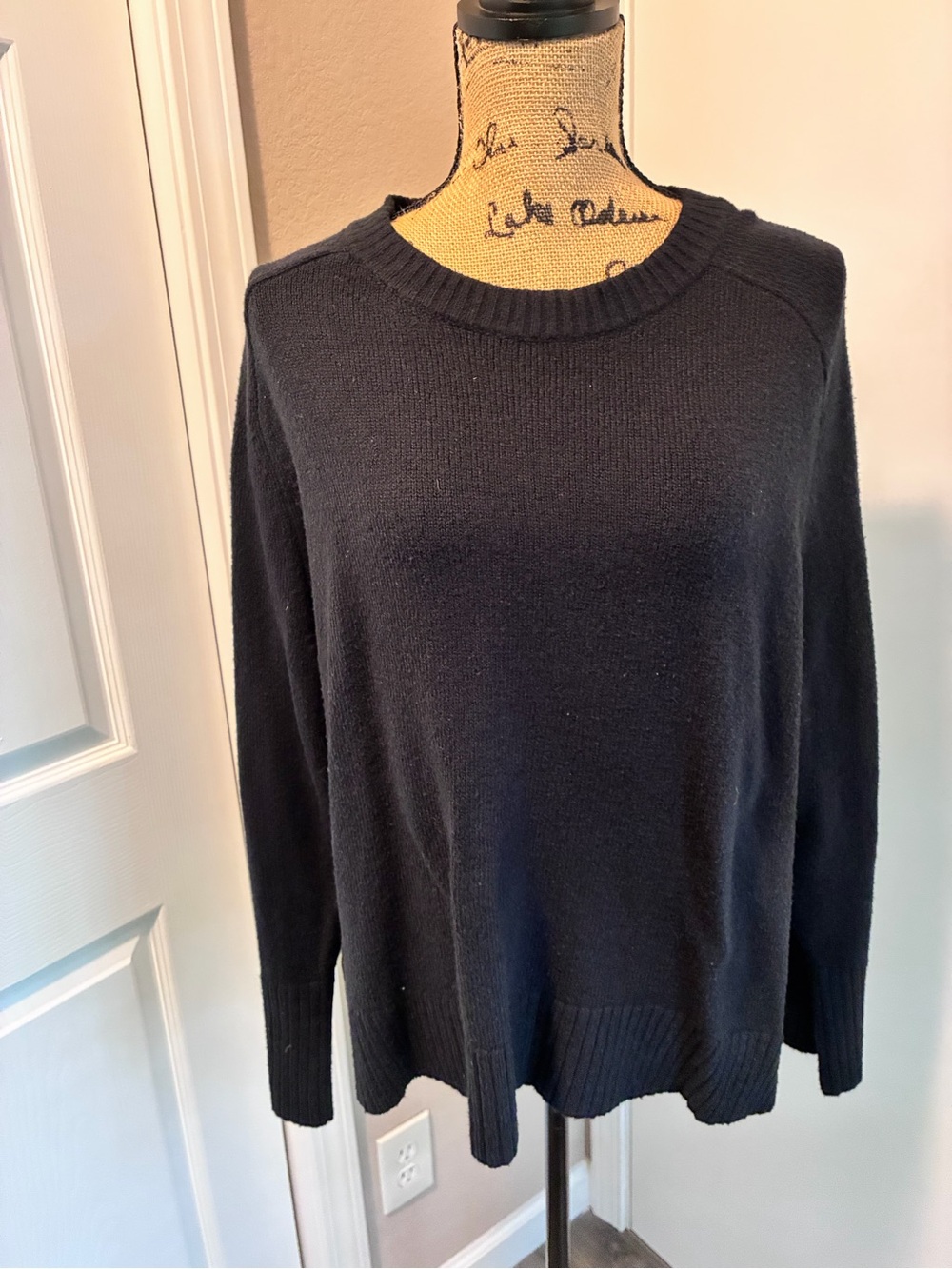 Treasure & Bond Black Crewneck Sweater